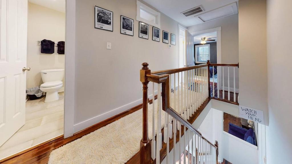 New! Renovated Townhome W/ Putting Green & Patio! Richmond Exterior photo